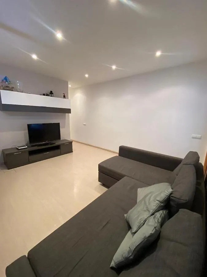 Cozy Apartment At A Great Location! L'Hospitalet de Llobregat