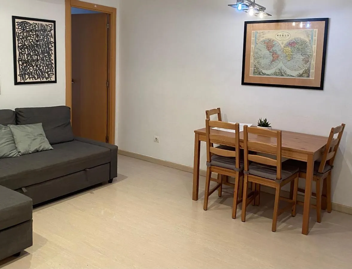 Cozy Apartment At A Great Location! L'Hospitalet de Llobregat